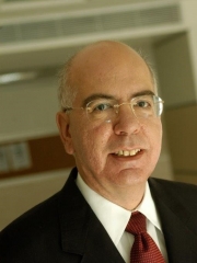 Süreyya Serdengeçti